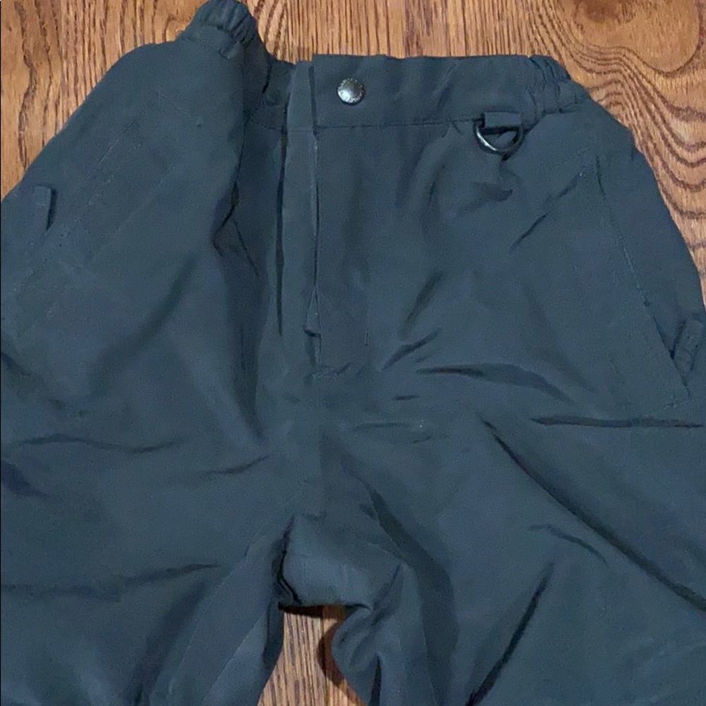 Snow pants - Picture 2 of 3